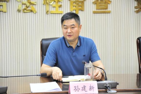 梁宏志传达《老城区城建系统2021年4月份"马路办公"情况通报,李阳