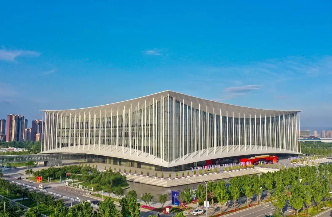 第五届丝博会成功举办中建八局承建的西安国际会展中心c位盛装亮相