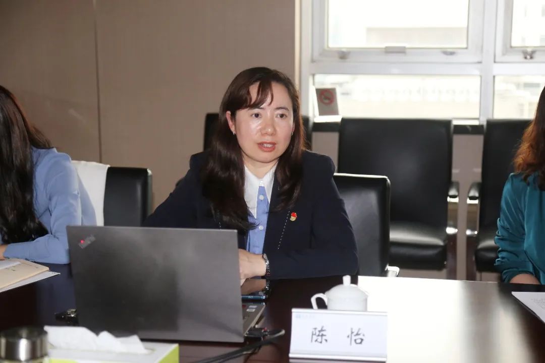 会上,区委党校党史党建教研室主任,副教授陈怡以《感悟建党初心 守护