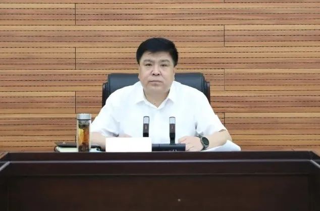 县委书记彭勇民主持召开扶贫开发和脱贫工作领导小组会议