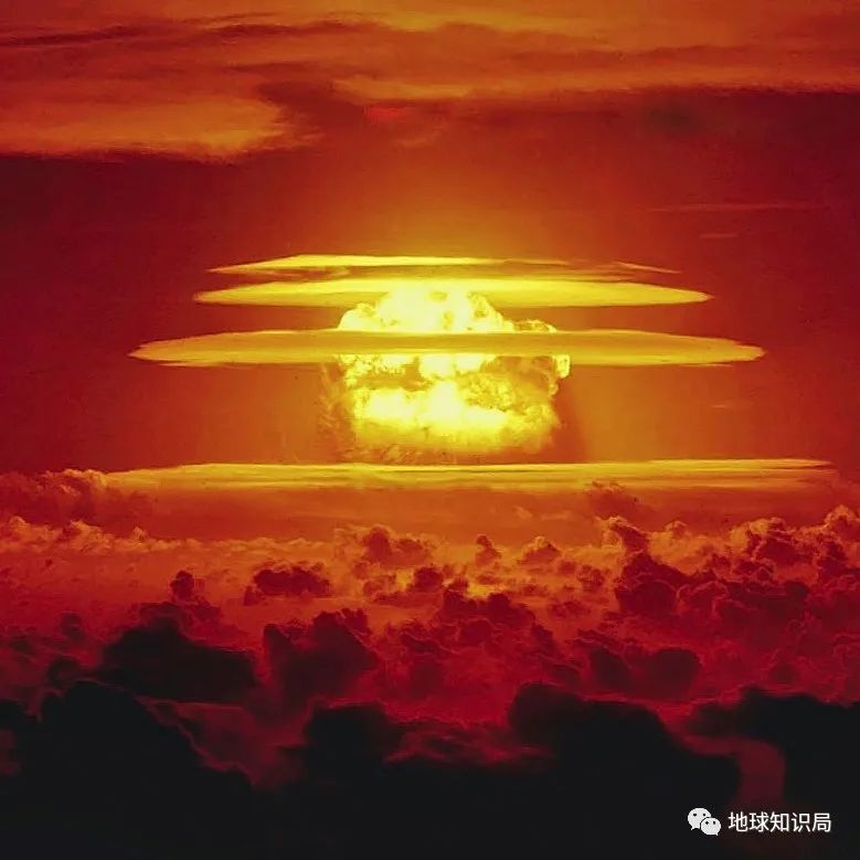 (图:usdoe)▼于是美国政府决定使用小而轻的w25核弹头,这样能不能送