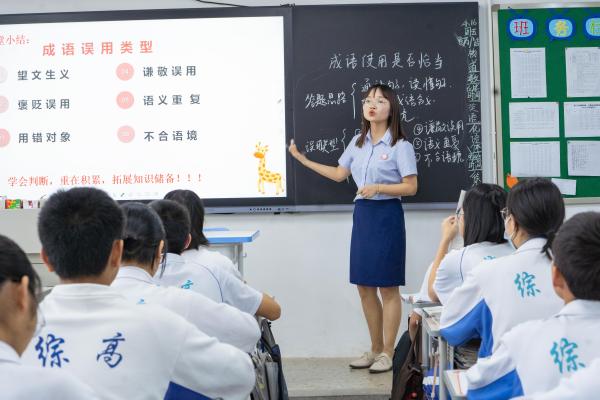 惠州有这样一所学校,首届中考一鸣惊人!