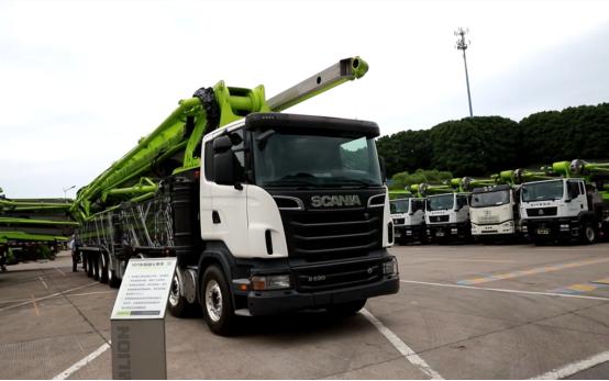 全球最长101米碳纤维臂架混凝土泵车