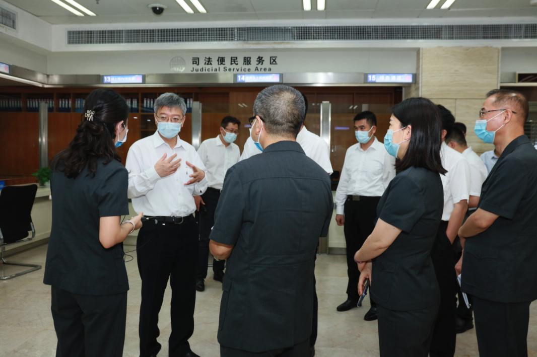 深圳市中级人民法院党组书记院长张应杰到南山法院调研