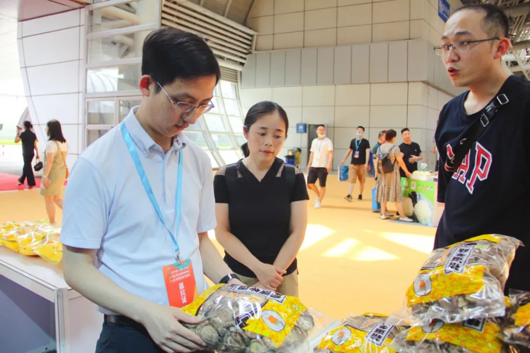 古田县近30家食用菌企业组团参加中国菌届盛会