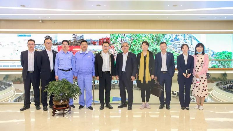 中国化工报社社长崔学军一行调研恒力大连长兴岛产业园