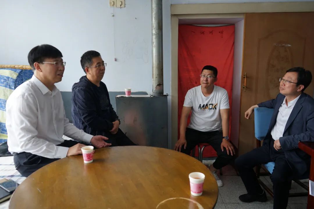 澎湃号>隆化县人民法院> 6月9日,隆化法院党组书记,代院长王艳军与