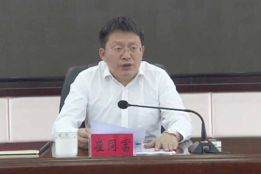 王周林同志提名为屏边县人民政府县长候选人