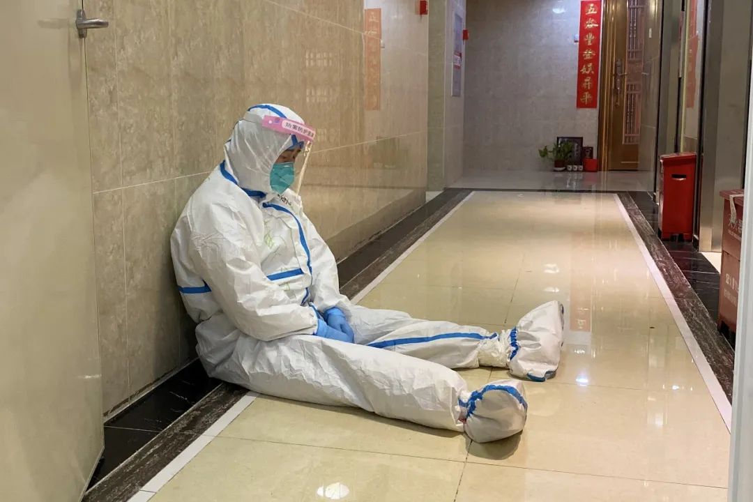 疫情防控广州公安在行动丨哪张抗疫照片让你最感动