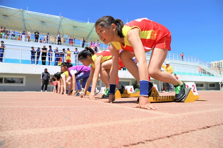 扎鲁特旗举办2021年全旗中小学生运动会暨校园艺术节