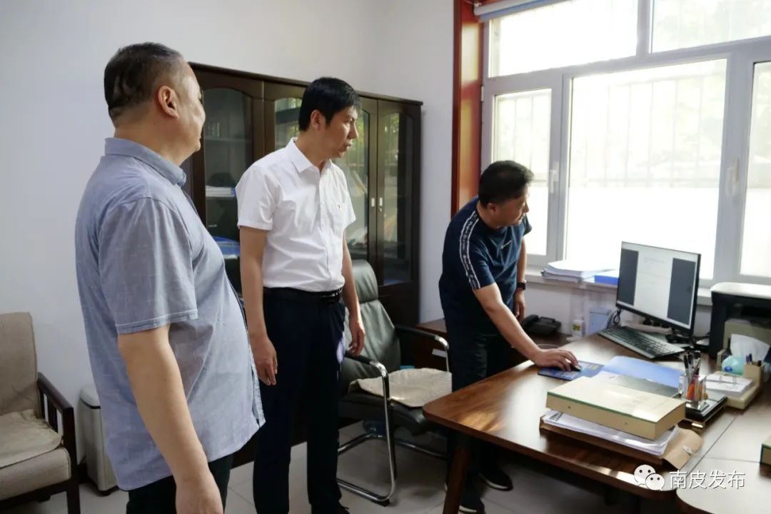 代县长胡学锋到南皮县审计局调研