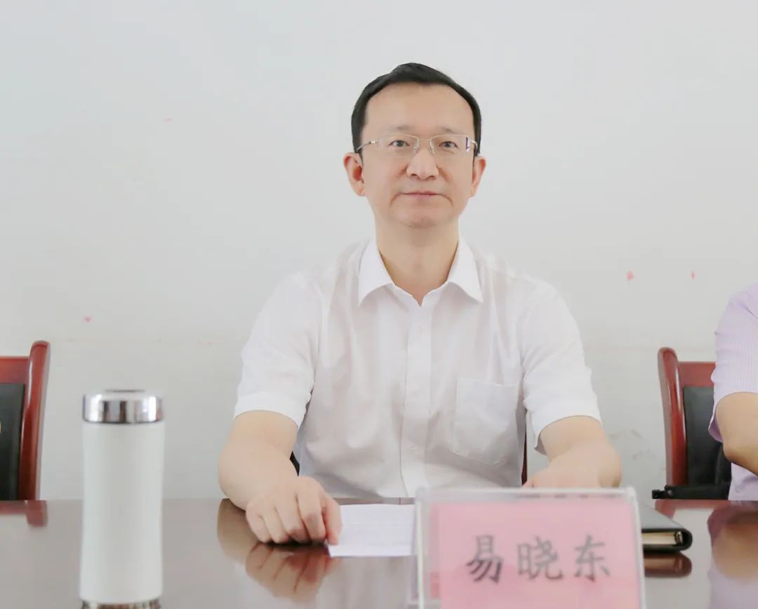 易晓东赴达川区杨柳街道骑龙社区南欣社区调研党史学习教育和结对联创