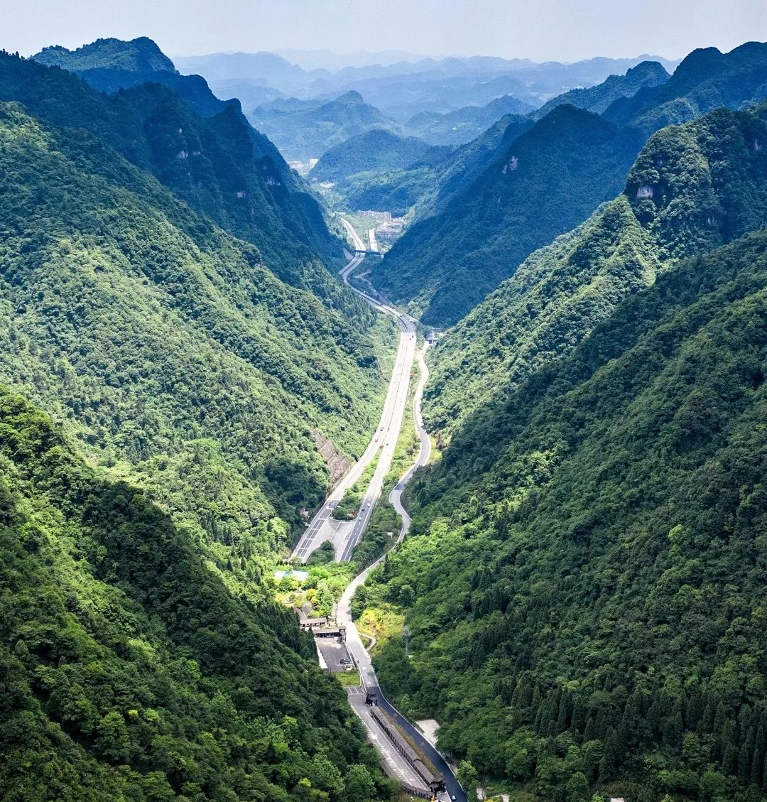 百年路·新征程④ | 今去娄山关,关山度若飞