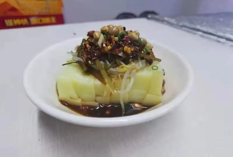 美食记忆思南东门米豆腐