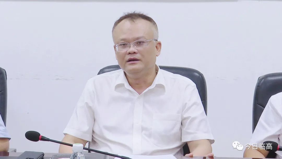 文斌与华润集团海南区域工委书记李保军一行座谈