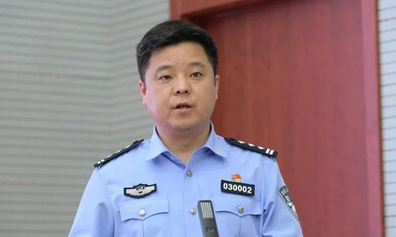 公安心向党阳泉市公安局召开两优一先表彰大会