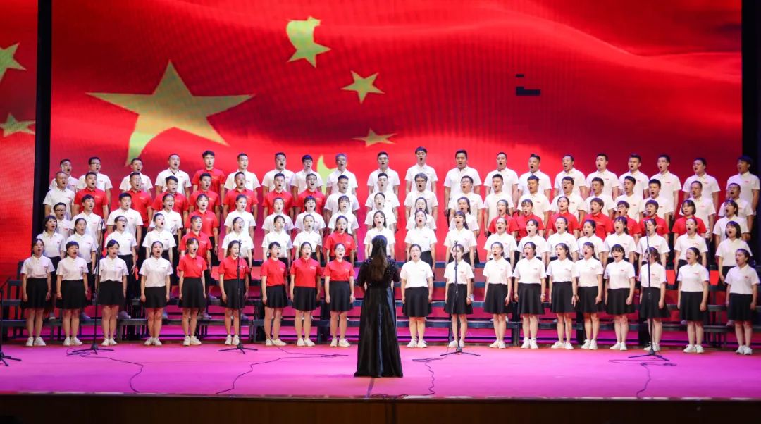 威宁举行永远跟党走庆祝中国共产党成立100周年红歌合唱大赛