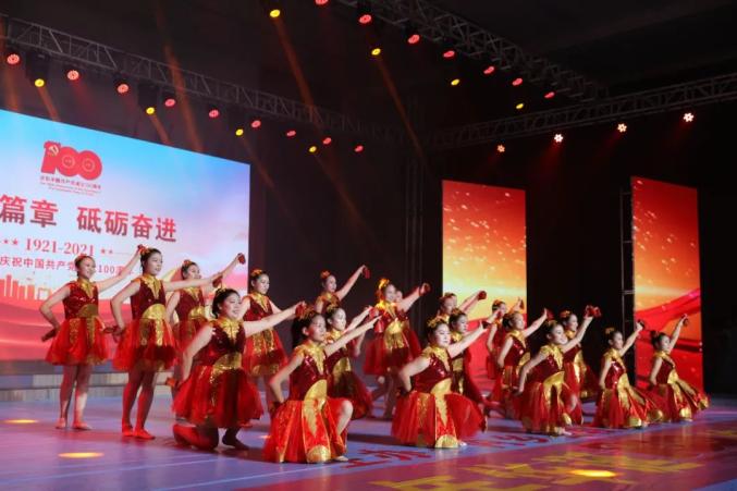 音乐剧《激情岁月,合唱《祖国不会忘记,快板《走向复兴,歌伴舞