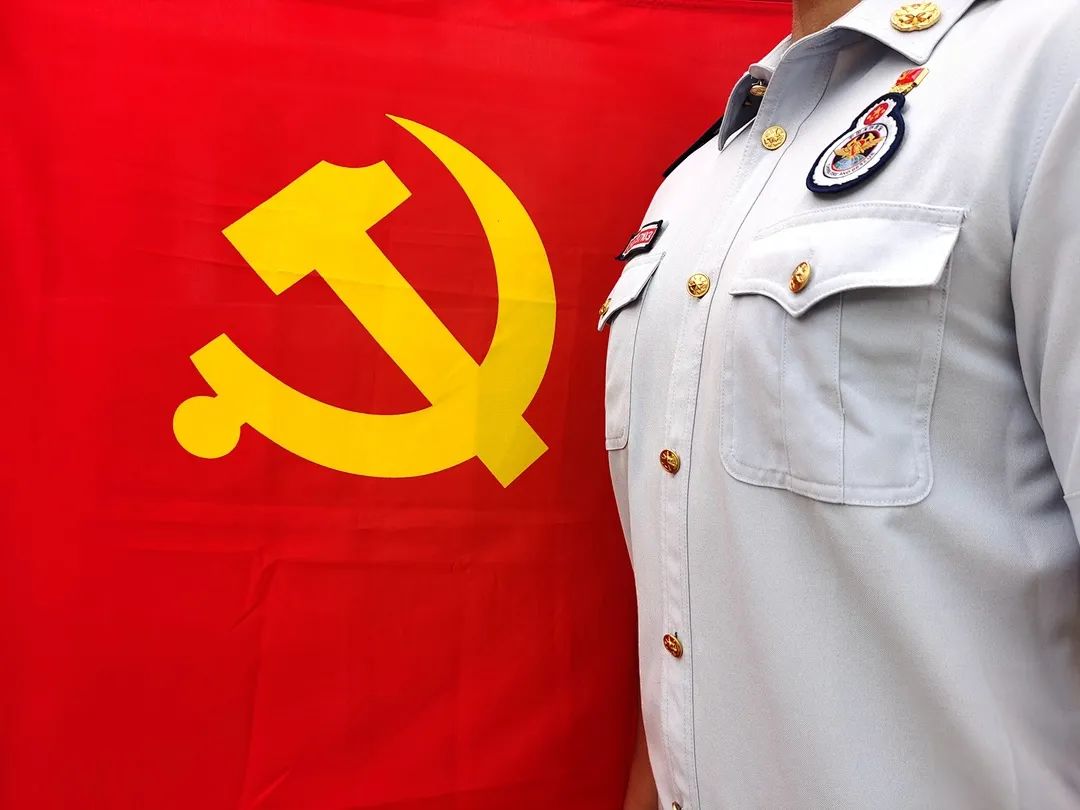 大理百年华诞党旗飘扬向心中的那一抹红致敬