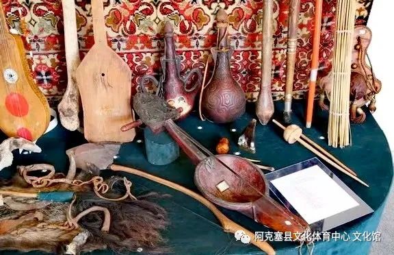 【魅力非遗】哈萨克族民间声乐及乐器文化 汉哈文(16)