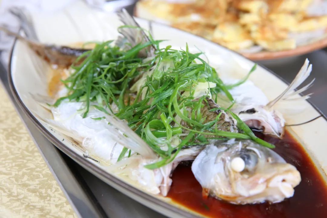 南海发布 和顺鱼本身就有很香的鱼油味道 清蒸最凸显鲜味 一斤多的