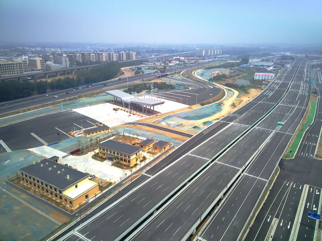 今天,京港澳高速郑州航空港区站通车!