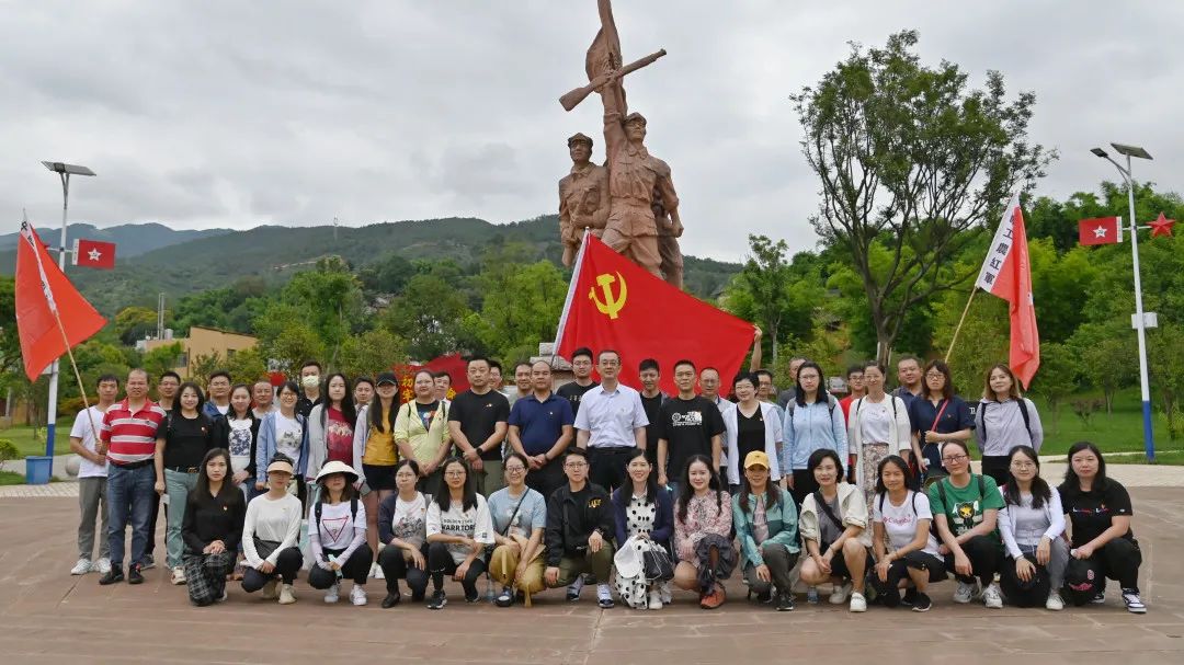 办实事 开新局】官渡法院党史学习教育专题读书班到红色教育基地开展