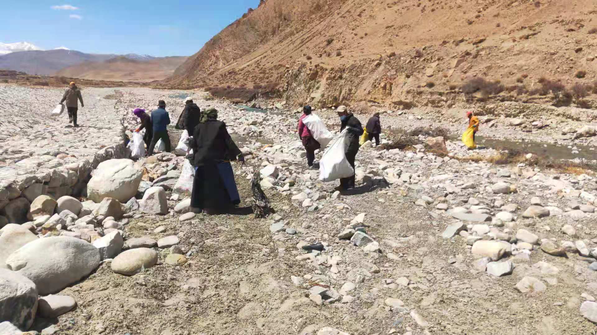 绘就绿水青山新画卷洛扎县推进生态文明建设扫描