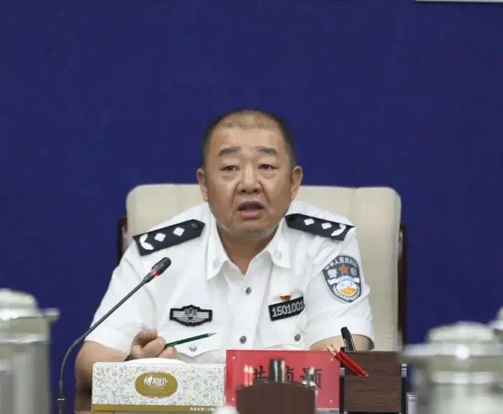 第2269期内蒙古监狱管理局召开全区监狱系统座谈会