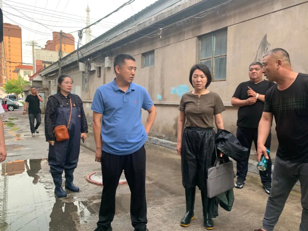 要闻大雨来袭市委书记高继业深入一线调度防汛工作