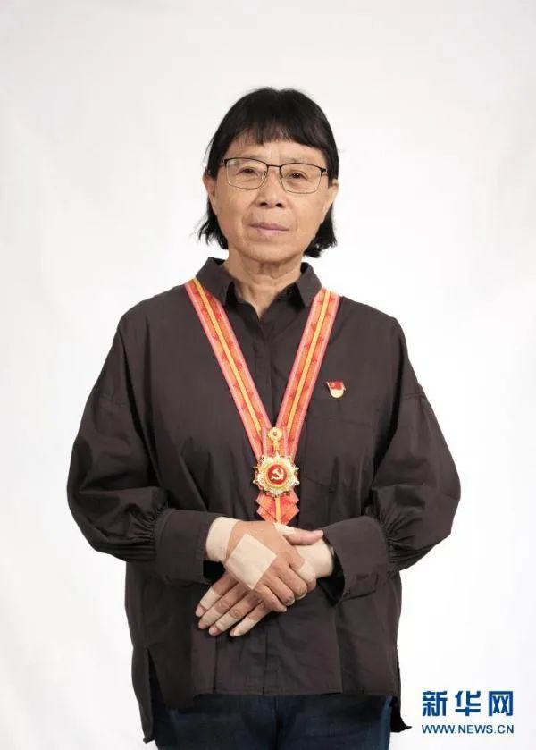 英模教育 | "七一勋章"获得者,"校长妈妈"张桂梅:燃烧