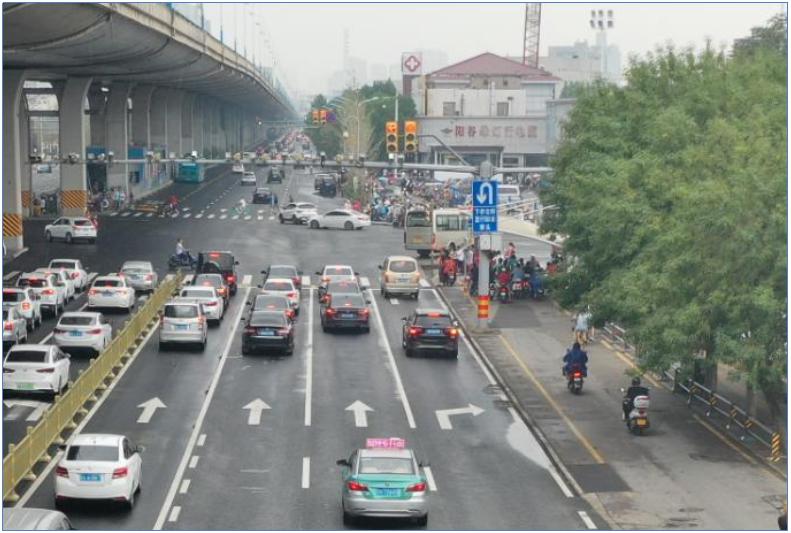 上增设连续提示标志,前后在南全福大街与历山路下桥口前增设"历山北路