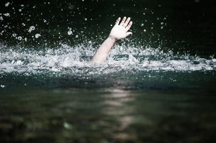 河南暴雨,"迟发型溺死"要警惕