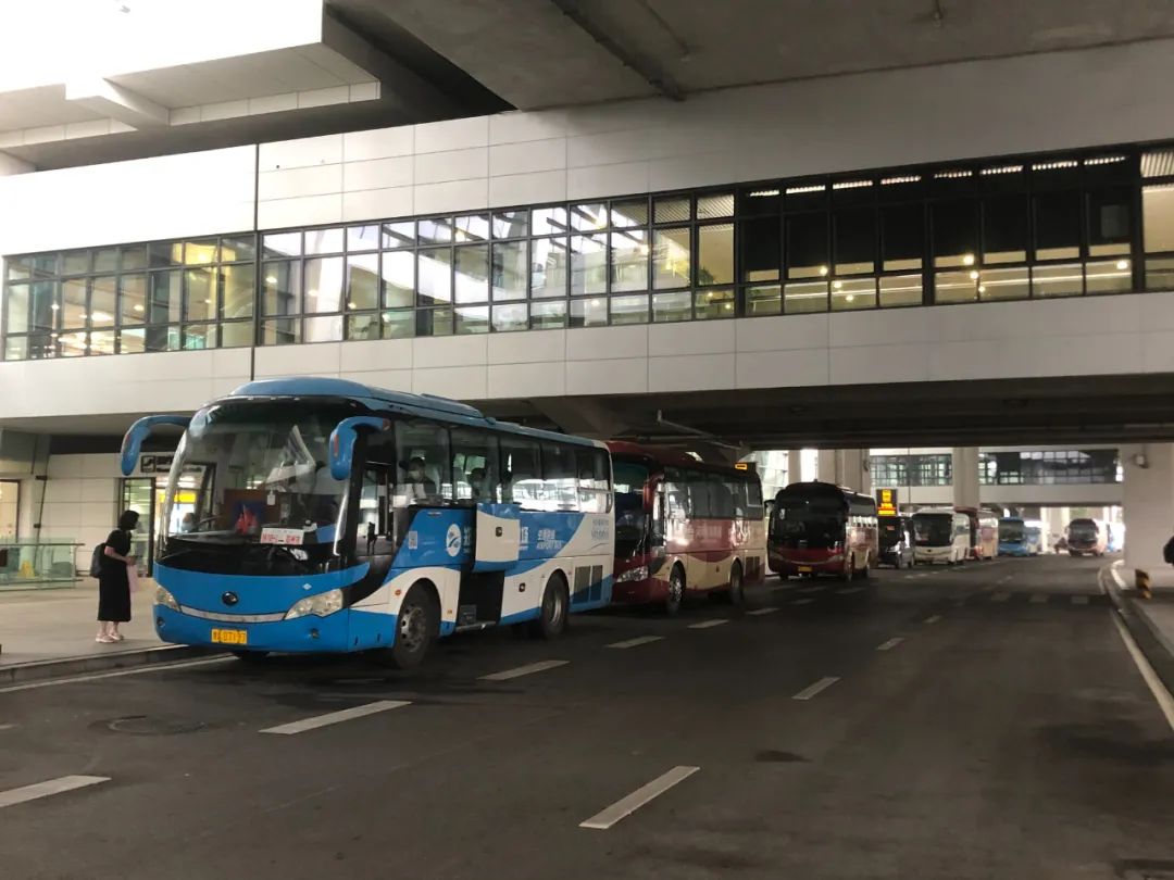 郑州机场大巴市区线路全面恢复运营