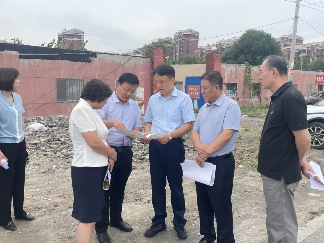 会上,李长凯,龚振波同志分别对此次"向群众汇报"座