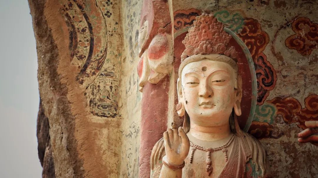 莫高窟里人挤人?微游君带你避开人潮看石窟,感受不一样的惊喜