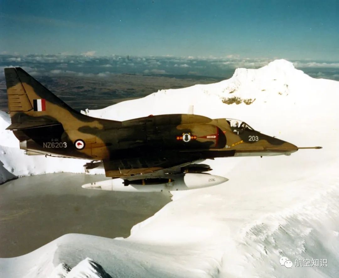 新西兰退役了全部战机为做与世无争的空军
