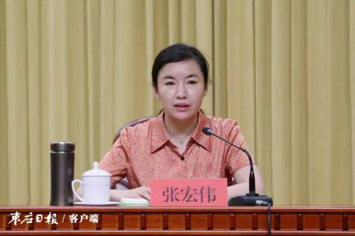 张宏伟要求,全市各级各部门要认真落实省督察组提出的整改意见和市委