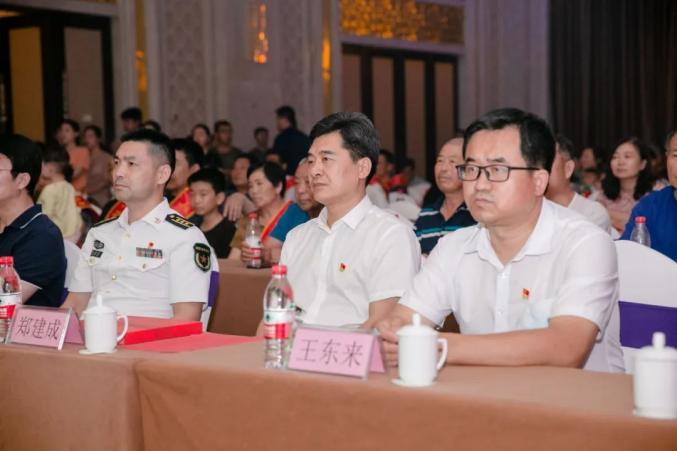安丘双拥|安丘市举行"感党恩·颂军情"庆八·一文艺晚会暨欢迎退役