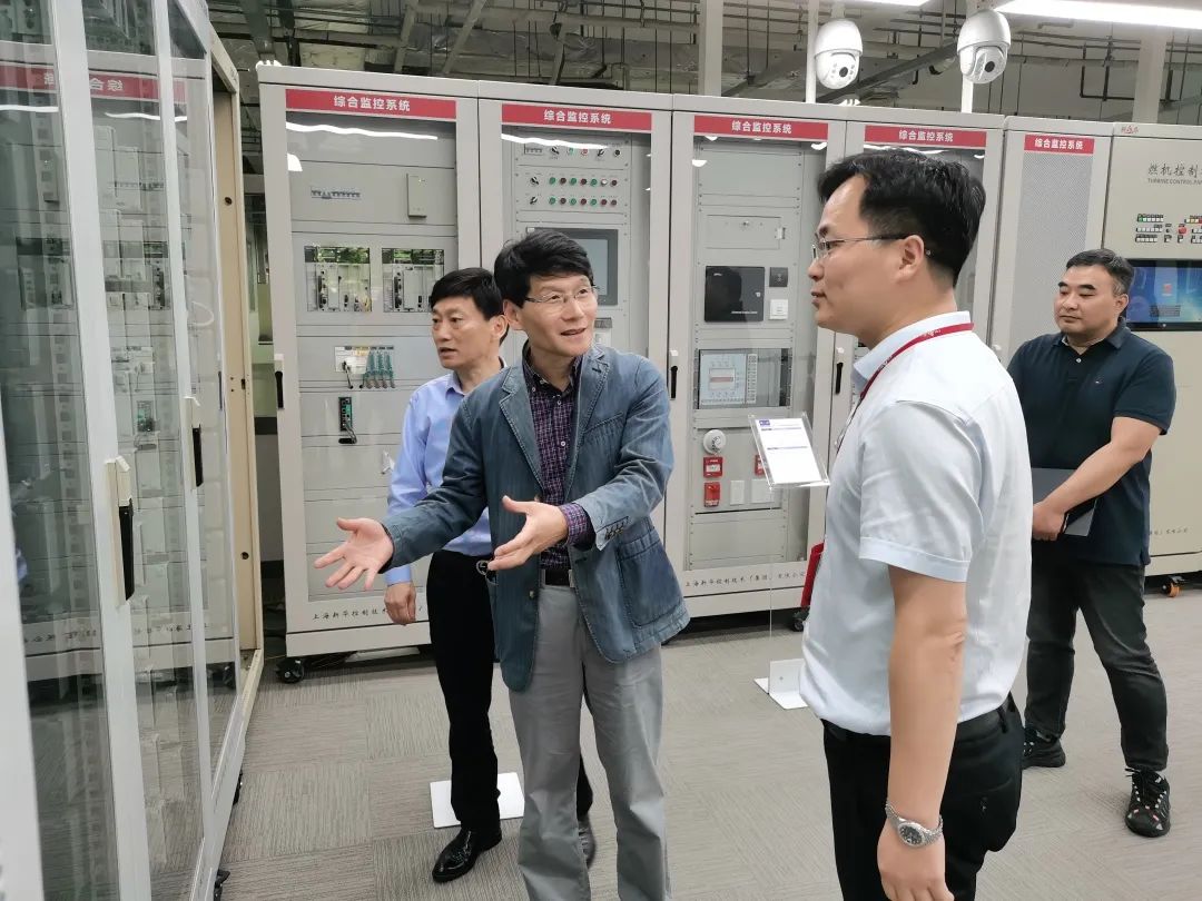 走访请进来出实招促发展王一力副主席主持召开集中走访企业座谈会