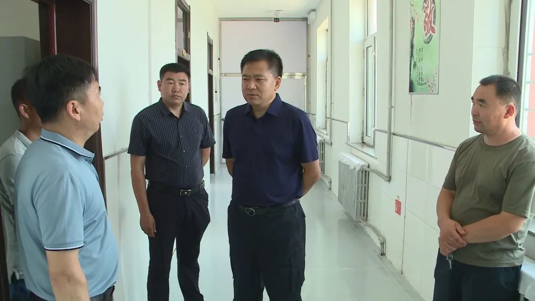 副市长梁春华深入南部乡镇检查防汛工作