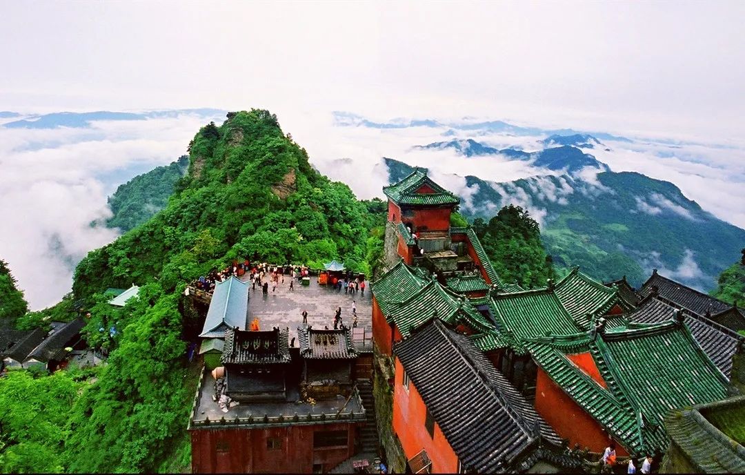 襄十随神避暑线路来咯,度假就来"十神"