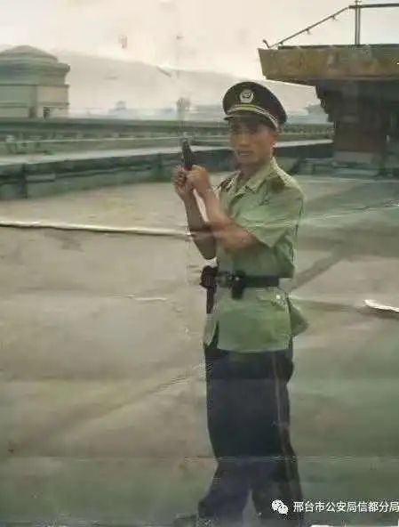 【八一特辑】戎装换警服,初心永不变