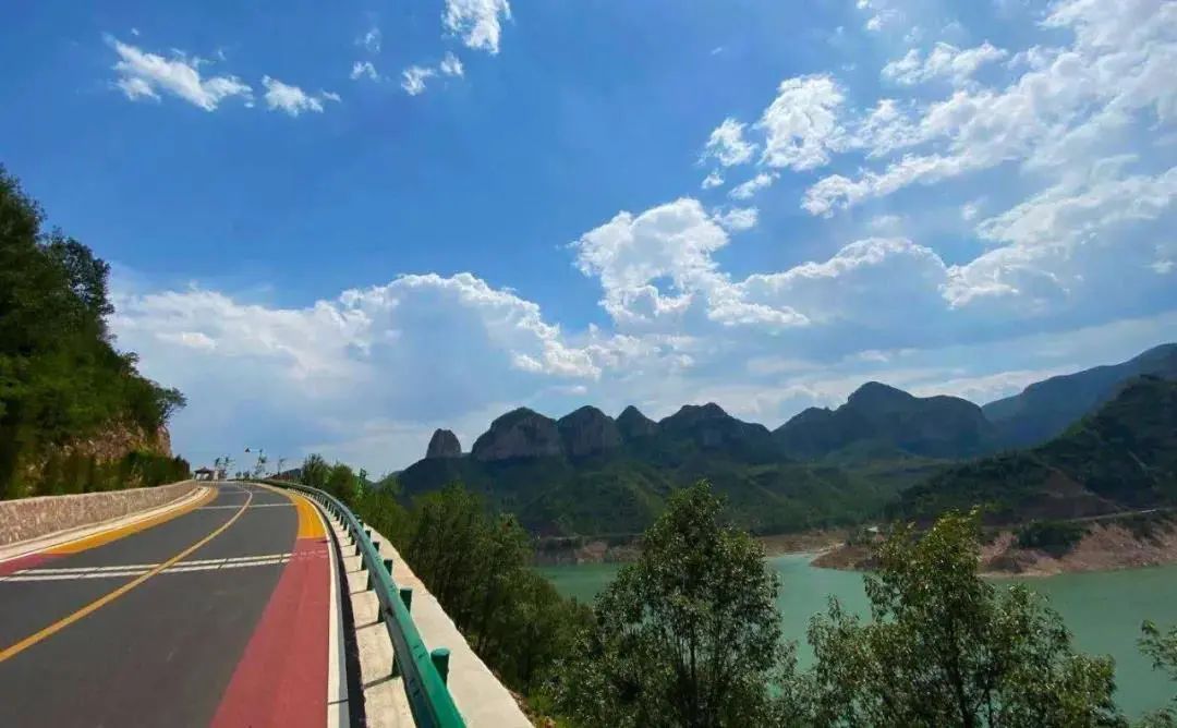武安交警发布                     武安市西部旅游景区的旅游环境