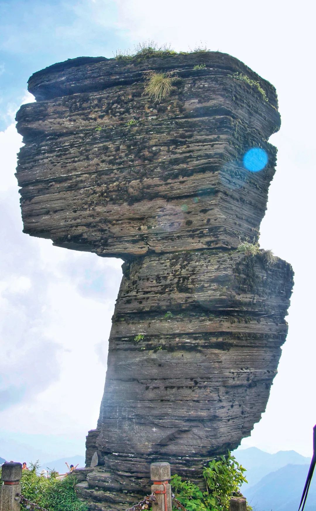 贵州旅游金字招牌之梵净山坐看山前云起揽收四季美景