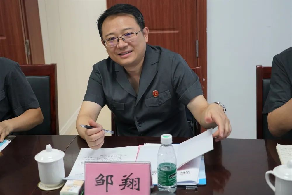 市人大代表,忠县人大常委会主任陈强调研忠县法院法庭