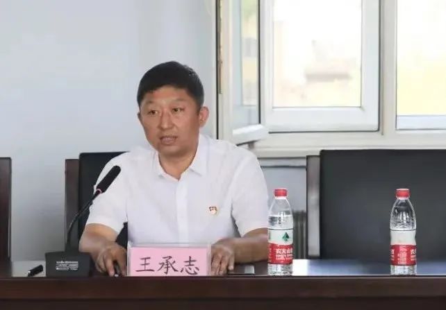 绥棱法院召开新任院长候选人履新见面会