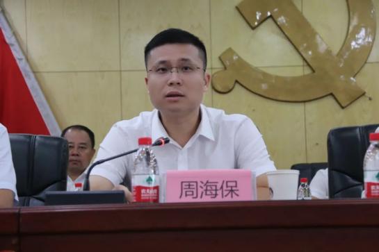 事业发展好;为师者,要教书育人,不改本色,在三尺讲台发出更大的光和热