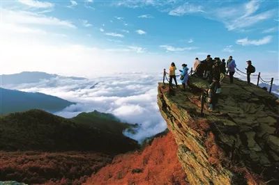 大秦岭的封面太白山