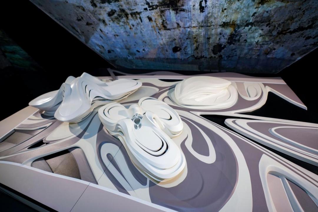 宝山融媒邀您《看见》建筑大师扎哈·哈迪德的虚拟与现实,就在明晚七